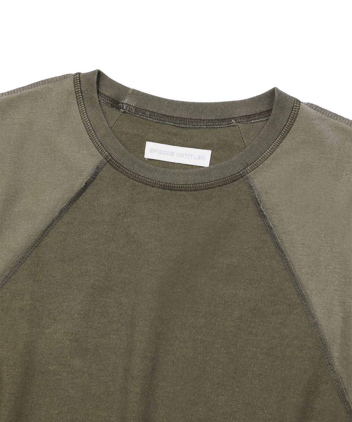 에피소드 언타이틀(EPISODE UNTITLED) CROP POINT STITCH IN&OUT PIGMENT T-SHIRT_OLIVE