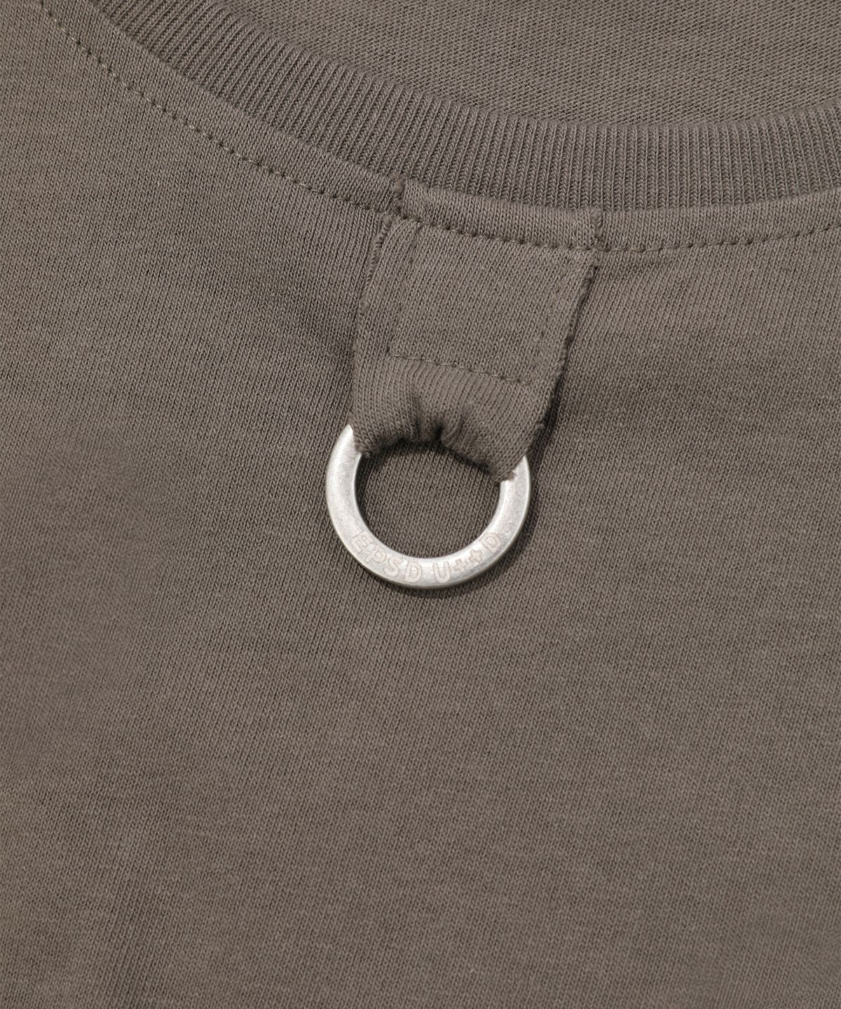 에피소드 언타이틀(EPISODE UNTITLED) CUT-OFF LOGO RING POINT T-SHIRT_KHAKI