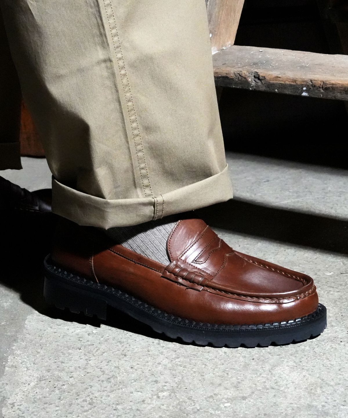 커스텀무드(CUSTOMMOOD) 리차드 소가죽 페니로퍼(Italy oil brown)
