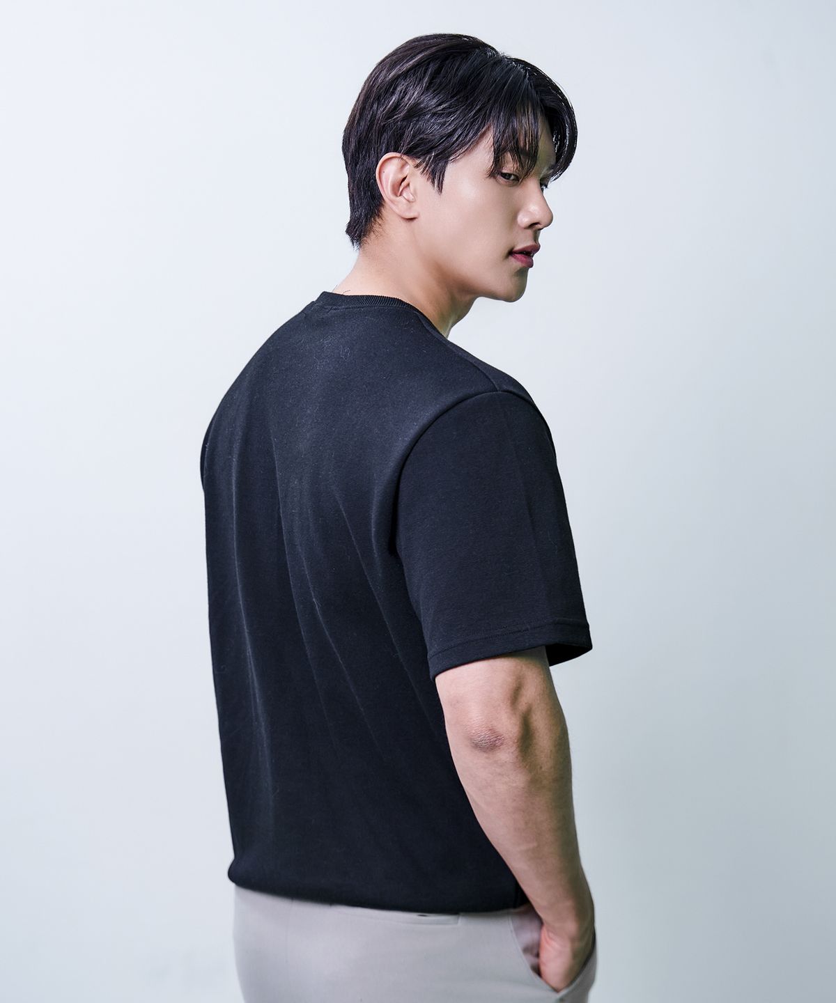 디바라(DIBALA) 자동 넣입핏 스탠다드 반팔 드랍티