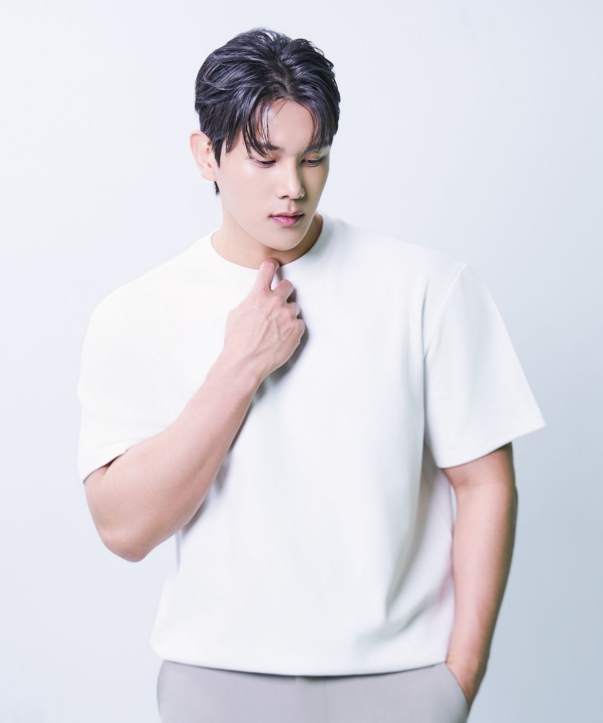 디바라(DIBALA) 자동 넣입핏 스탠다드 반팔 드랍티