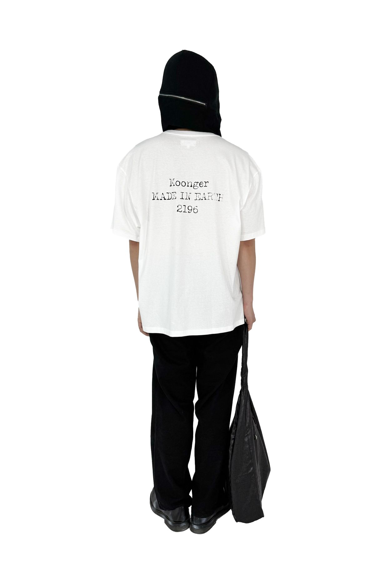 뭉제르(MOONGER) Mesh Moon Oversized T-shirt