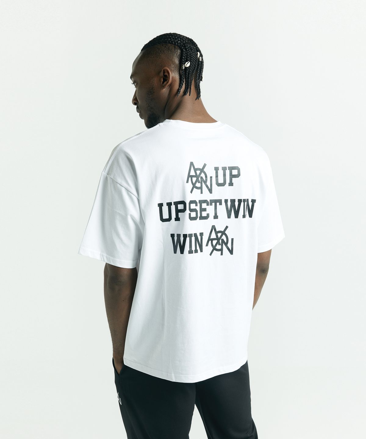 아인이프온(AINIFFON) 오버핏 U.S.W 숏 슬리브 화이트