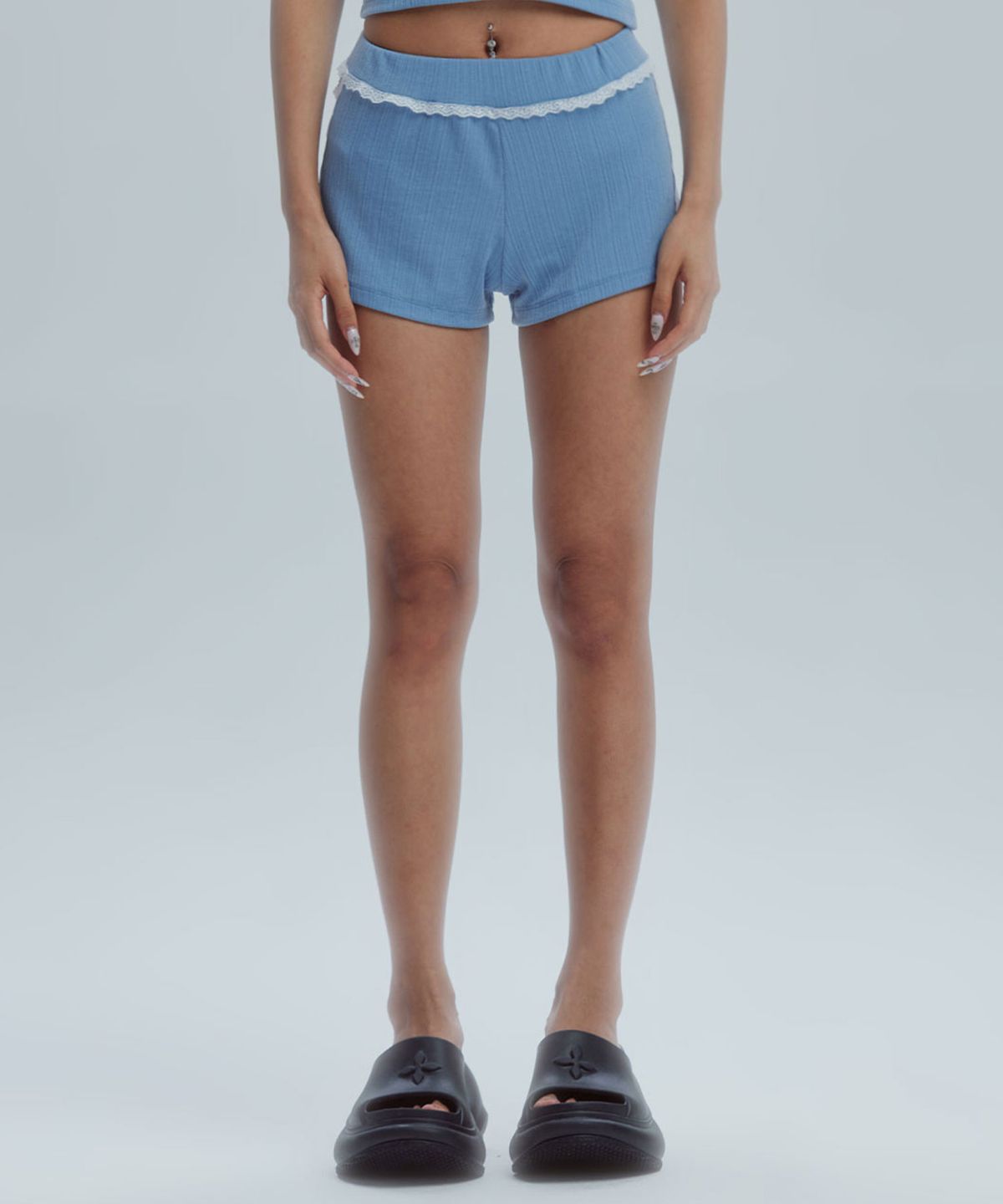 길라아카이브(GILAARCHIVE) RACE SHIRRING SHORTS_SB
