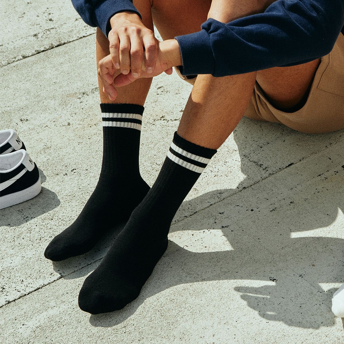 삭스타즈(SOCKSTAZ) STP005 Stripe Pile Crew Socks: Black 3P PACK