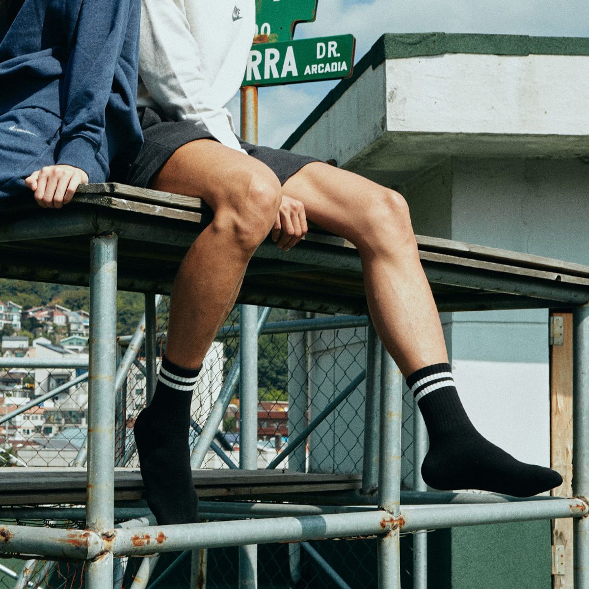 삭스타즈(SOCKSTAZ) STP005 Stripe Pile Crew Socks: Black 3P PACK