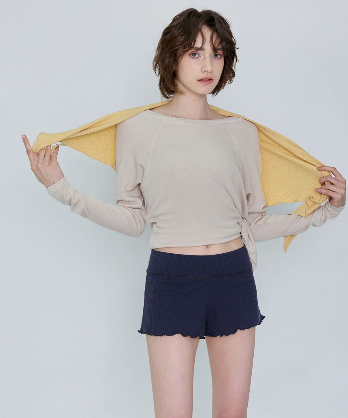 데비웨어(DEVIWEAR) 여성 요가복 DEVI-B0061-에쉬네이비 필라테스 비비아나 골지 쇼츠