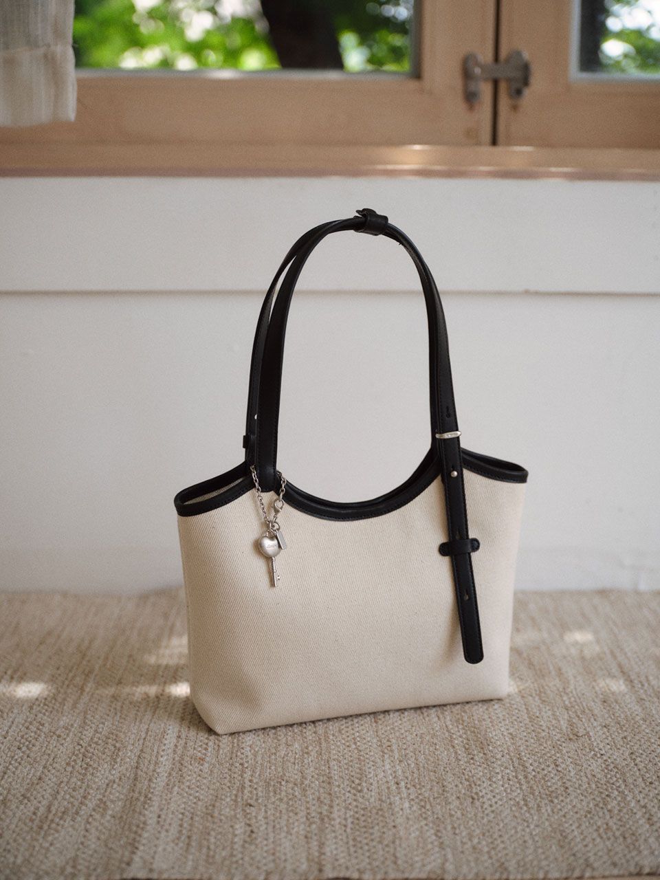 ★DE MERIEL★ 90 Veneta Bag Small Canvas Black Combi MUSINSA | DEMERIEL 90 Veneta Bag Small Canvas Black Combi