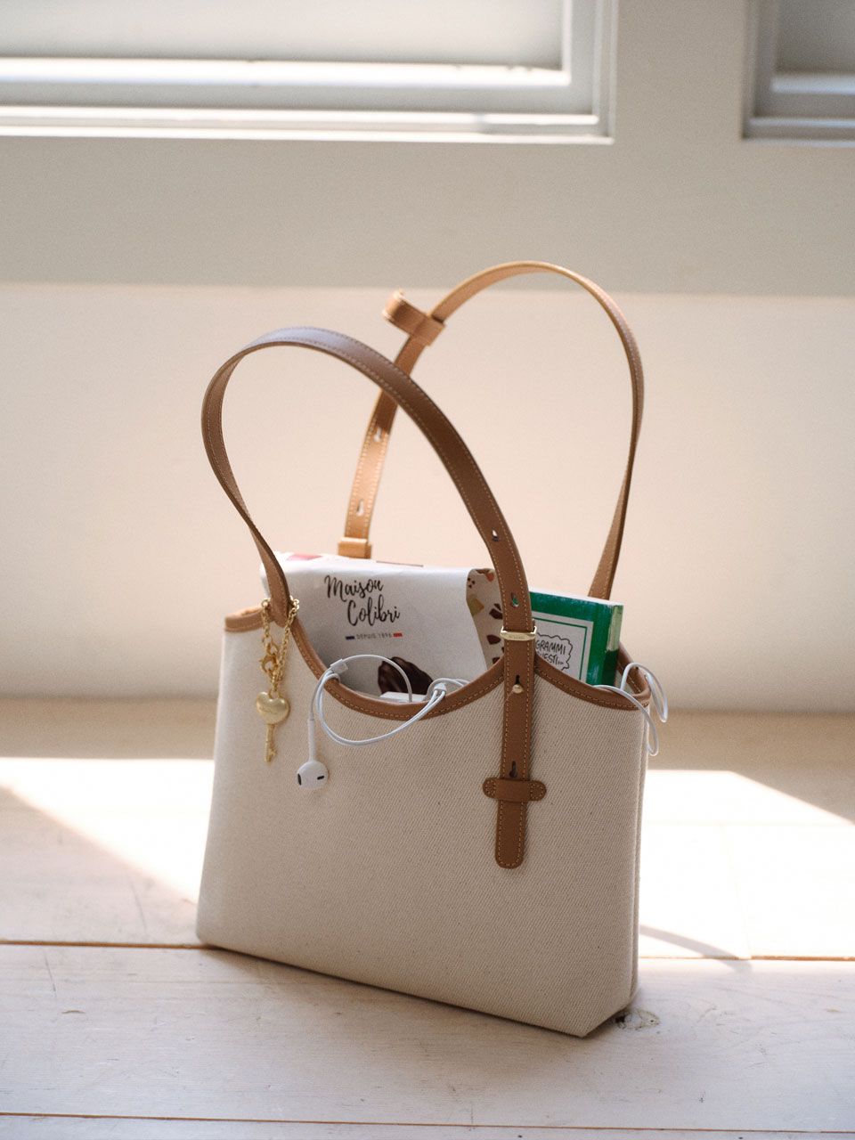 ★DE MERIEL★ 90 Veneta Bag Small Chestnut VENETA Designer fashion, Seoul-fully created | W Concept