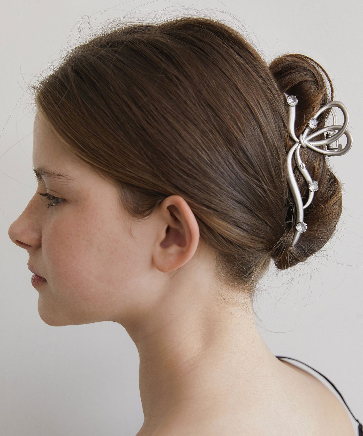 ☆TATIANA☆ Wave Ribbon Crystal Hair Crow Clip HB2263 MUSINSA | TATIANA Chic Modern Line Hair Crow Clip HB2264
