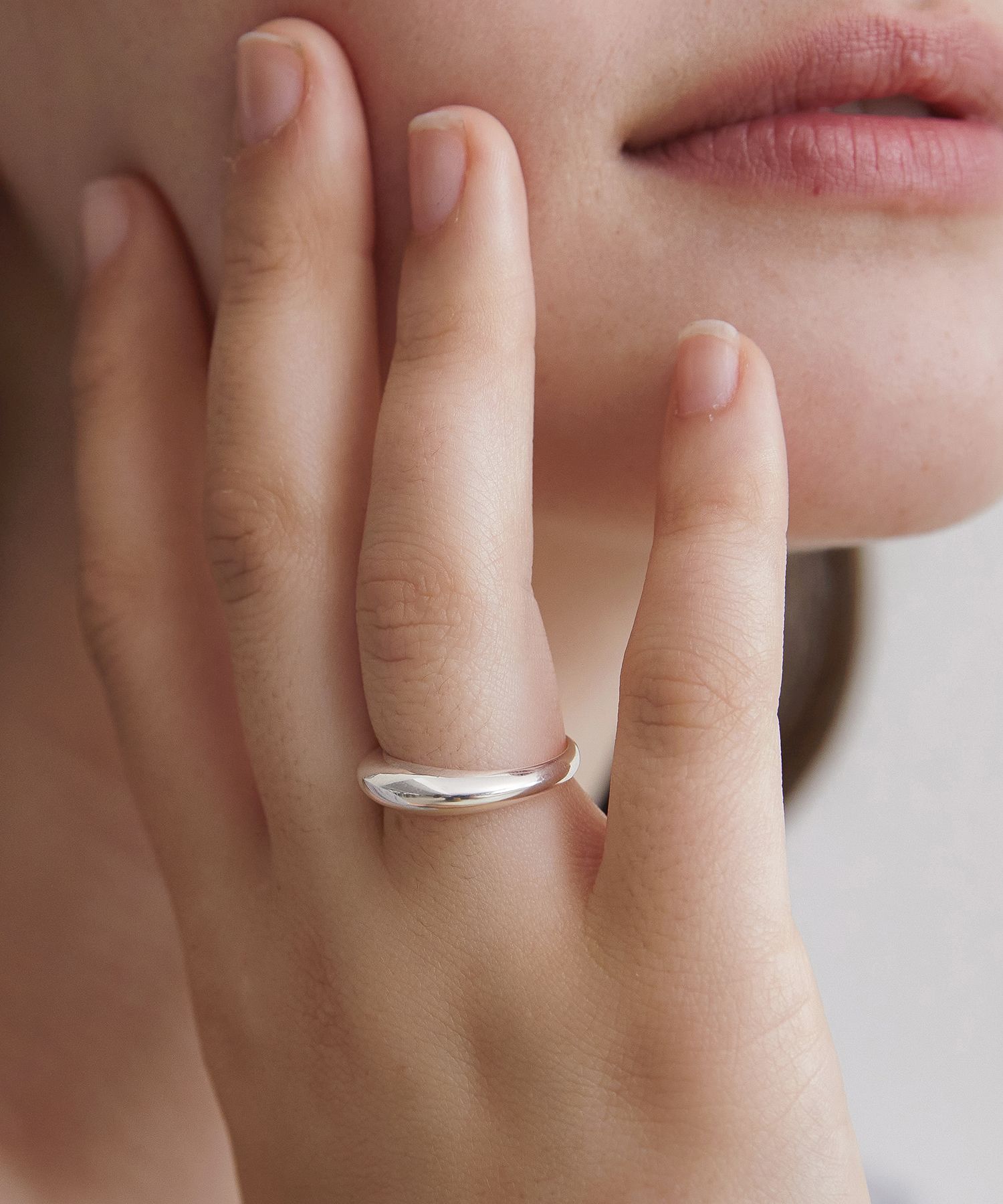 MUSINSA | TATIANA (Silver 925) Bold Shine Minimal Ring CR1837