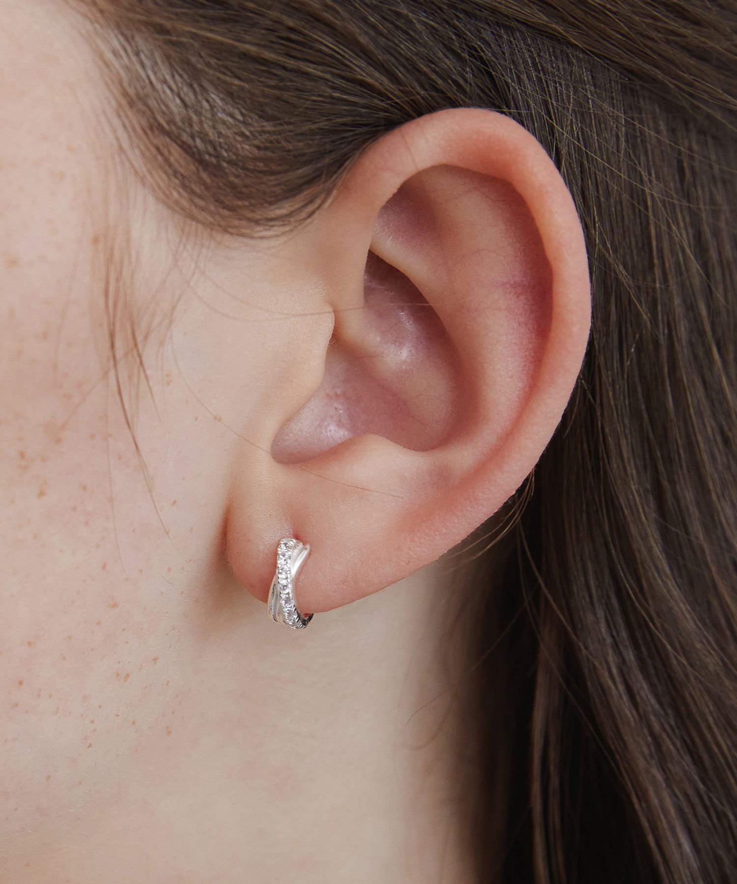 MUSINSA公式 | TATIANA (Silver 925) Cubic Cross Hoop Earrings