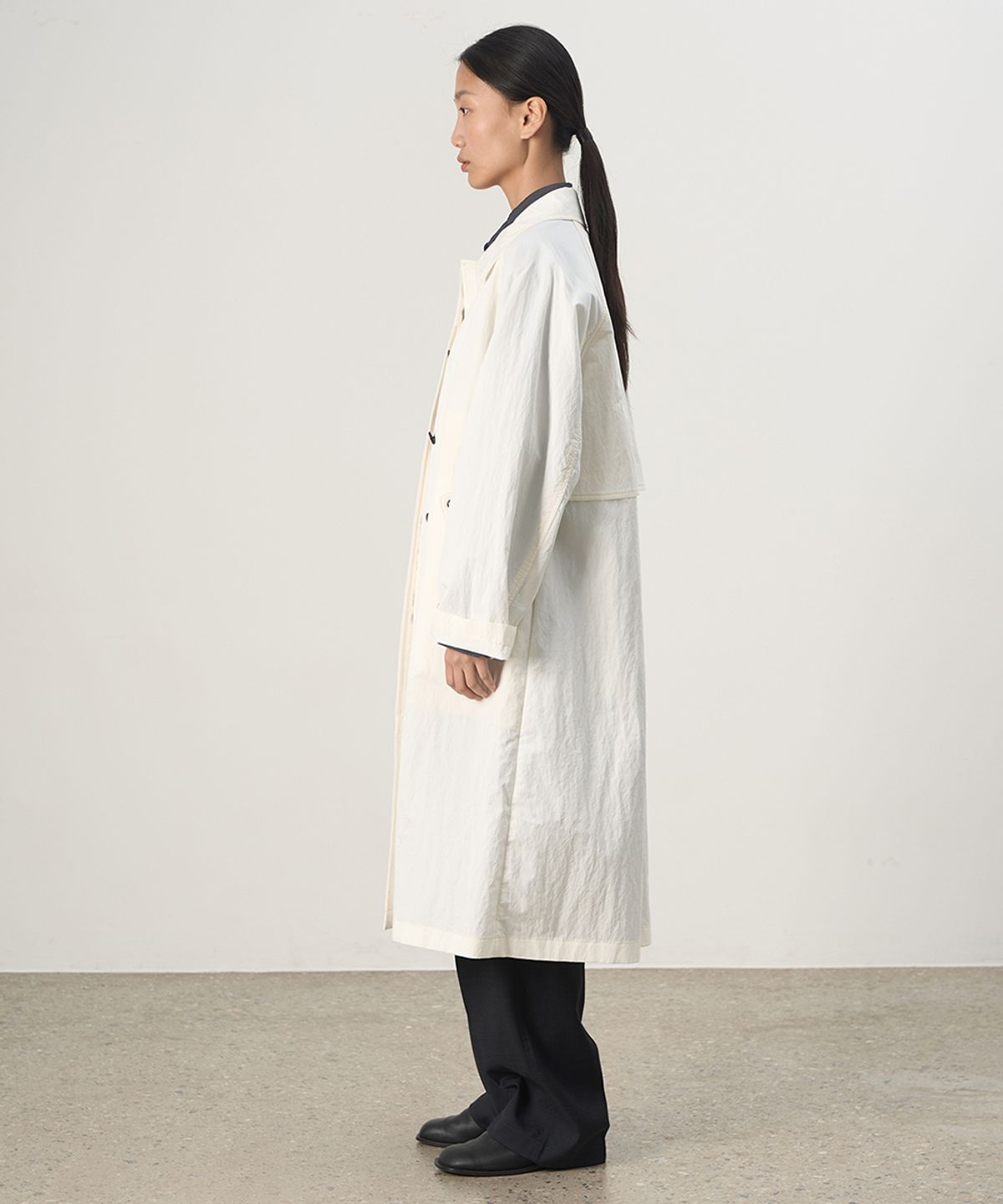 러프사이드 화이트라벨(ROUGH SIDE WHITE LABEL) Washed Balmacan Coat Ivory