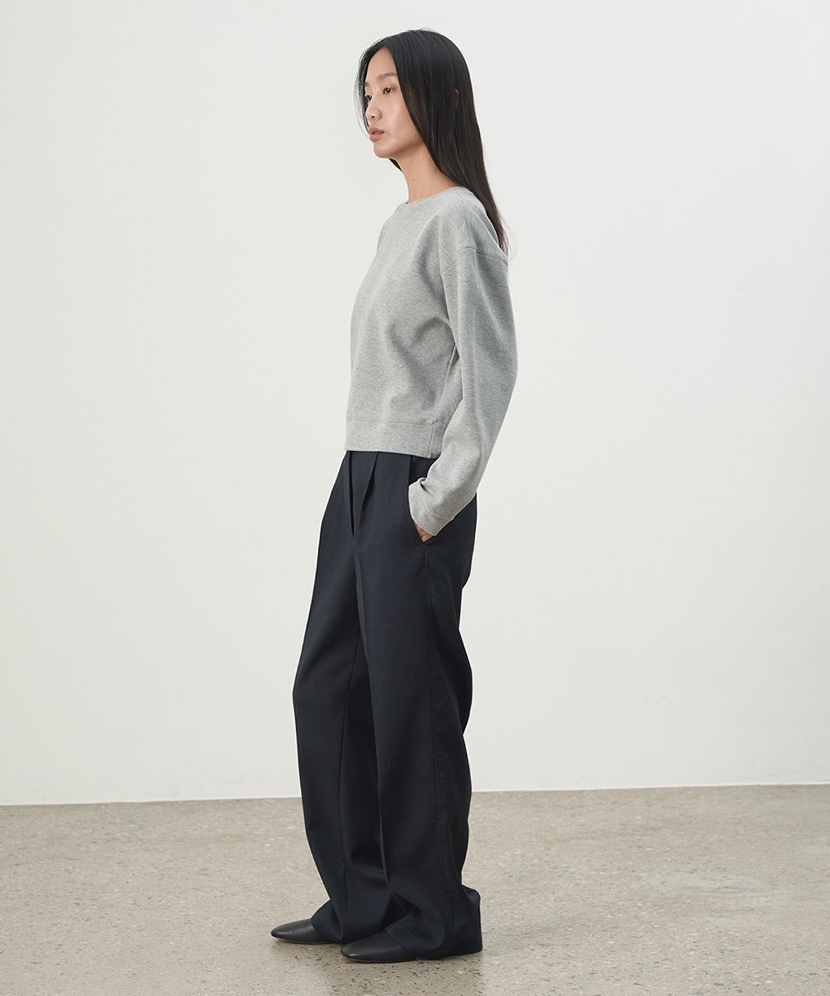 러프사이드 화이트라벨(ROUGH SIDE WHITE LABEL) Summer Wool Pants Dark Navy
