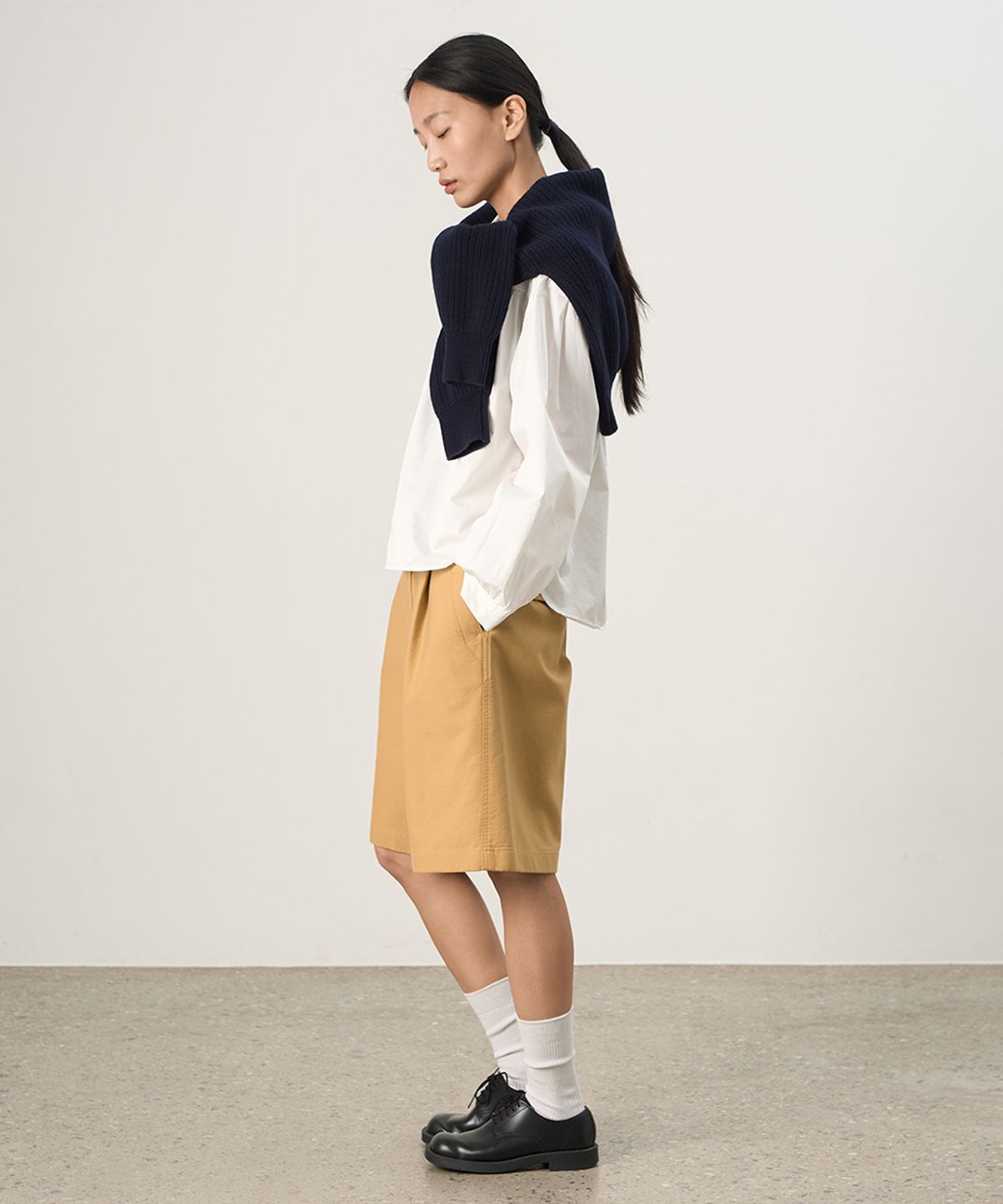 러프사이드 화이트라벨(ROUGH SIDE WHITE LABEL) Cozy Bermuda Pants Mustard