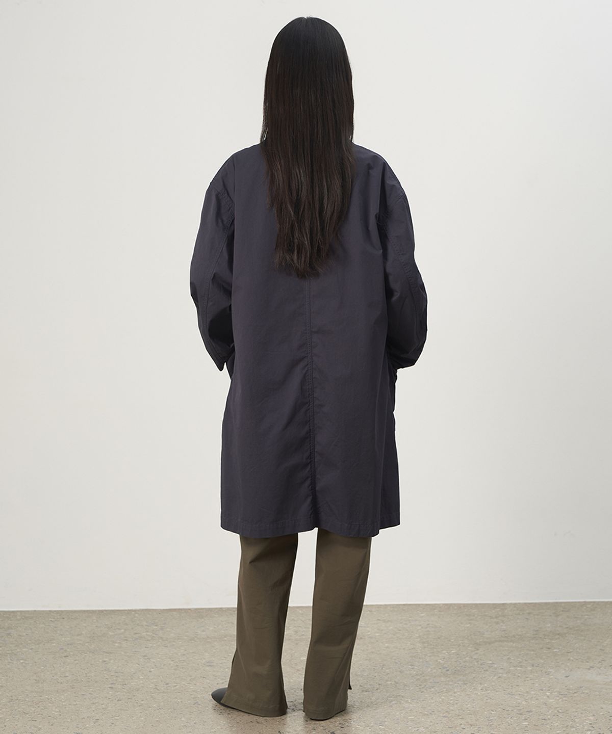러프사이드 화이트라벨(ROUGH SIDE WHITE LABEL) Bootscut Slit Pants Olive