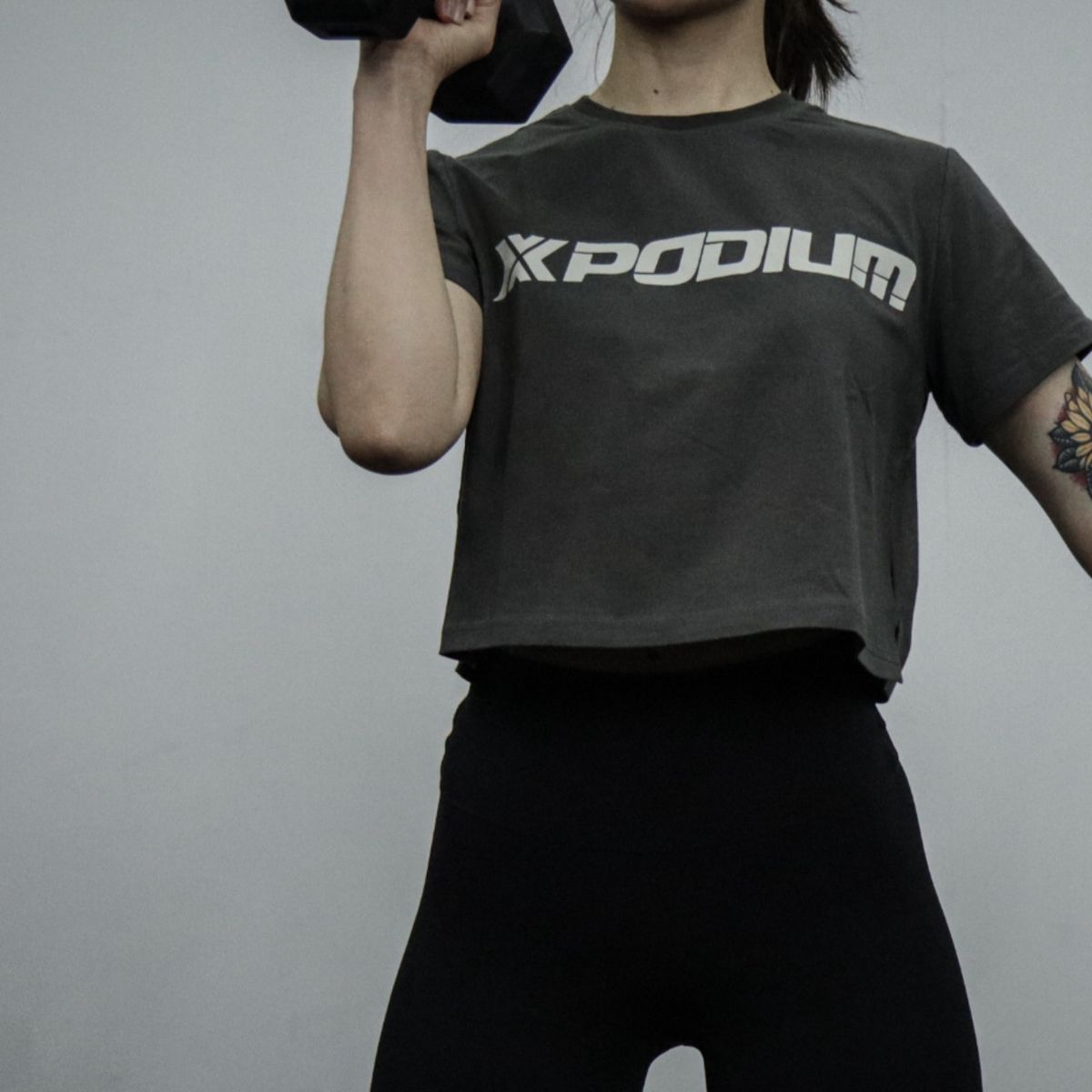 엑스포디움(XPODIUM) V2 기본 로고 여성 크로스핏 크롭티