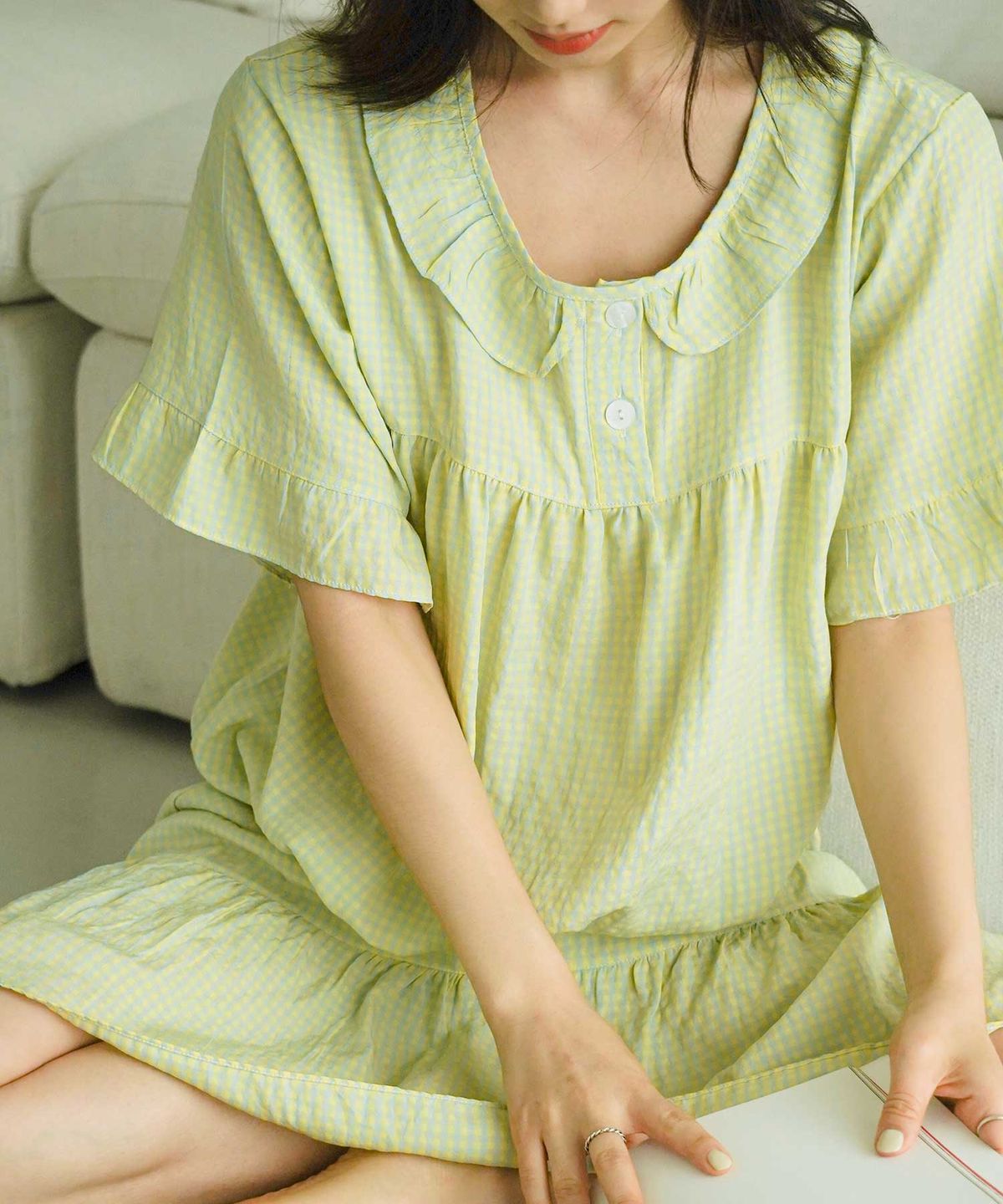 파란(PALAN) 올리비아 라운드 프릴 체크 원피스 잠옷