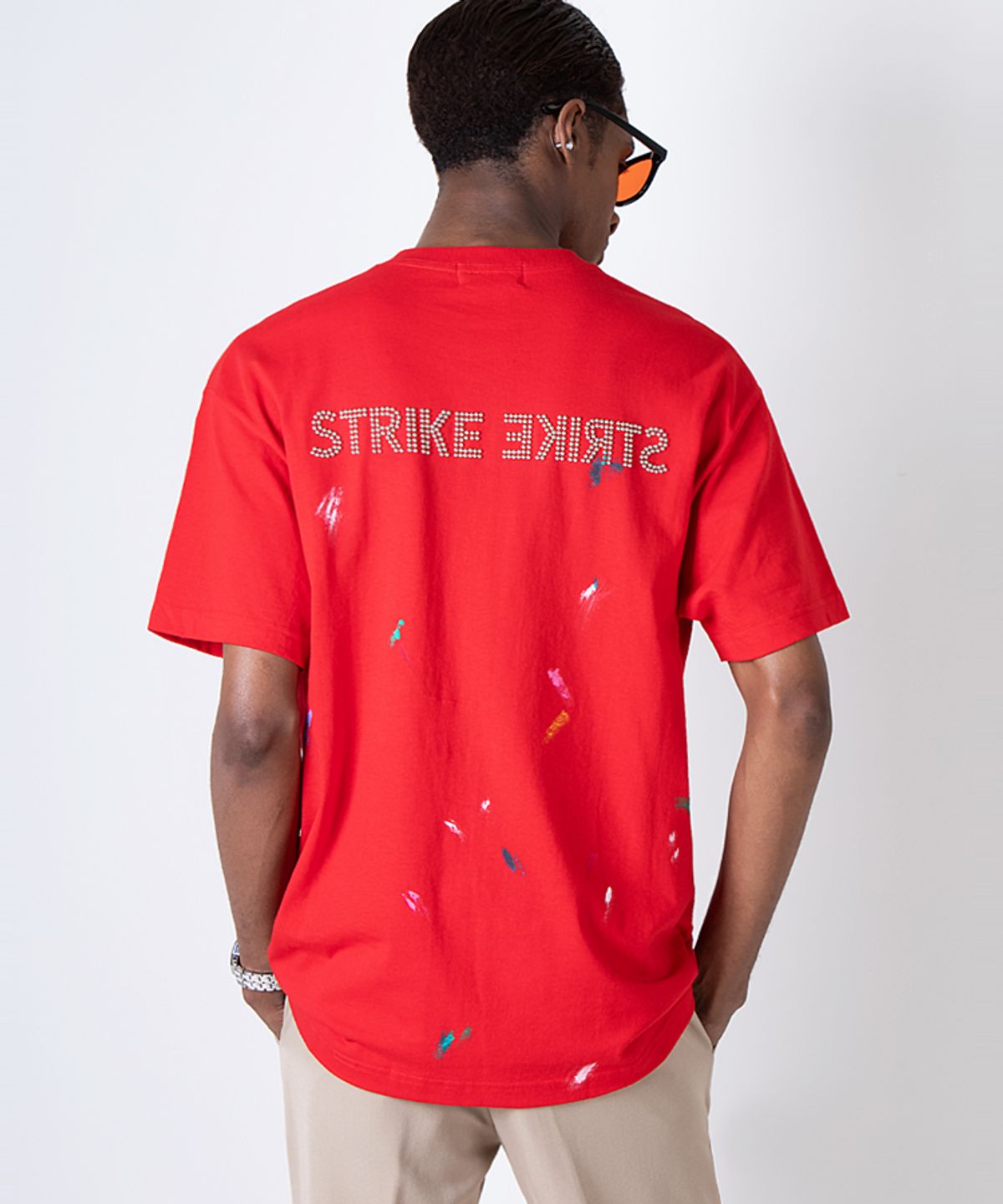 스트라이크(STRIKE) Studded Artistry Painted Short Sleeve Tee (RED)
