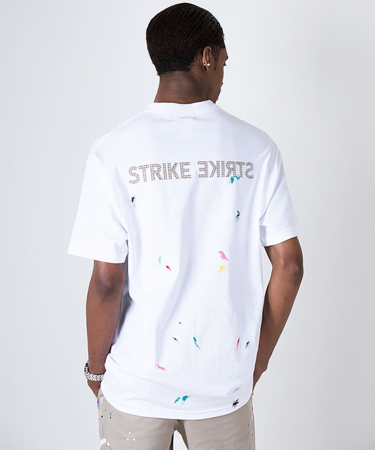 스트라이크(STRIKE) Studded Artistry Painted Short Sleeve Tee (WHITE)