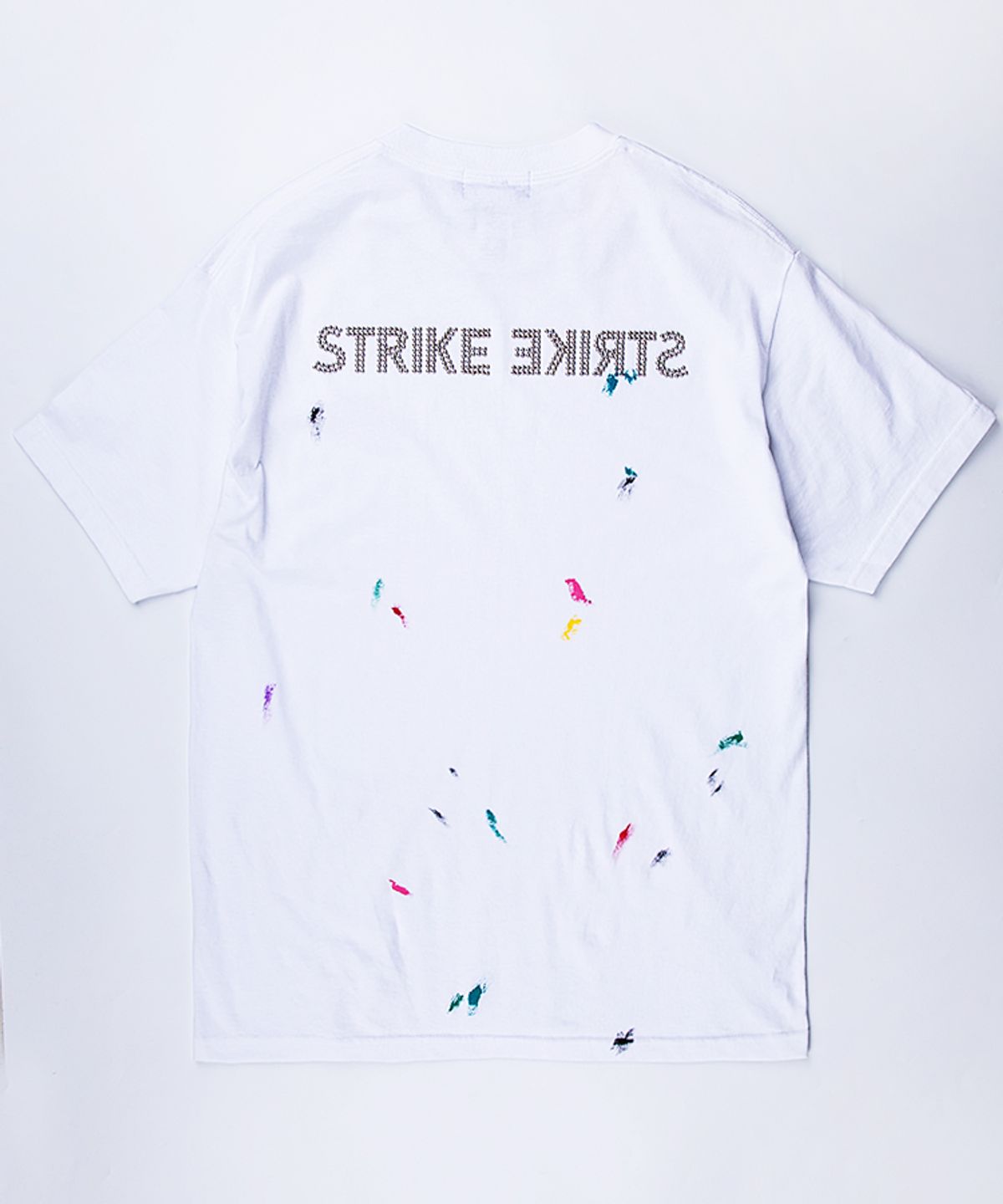 스트라이크(STRIKE) Studded Artistry Painted Short Sleeve Tee (WHITE)