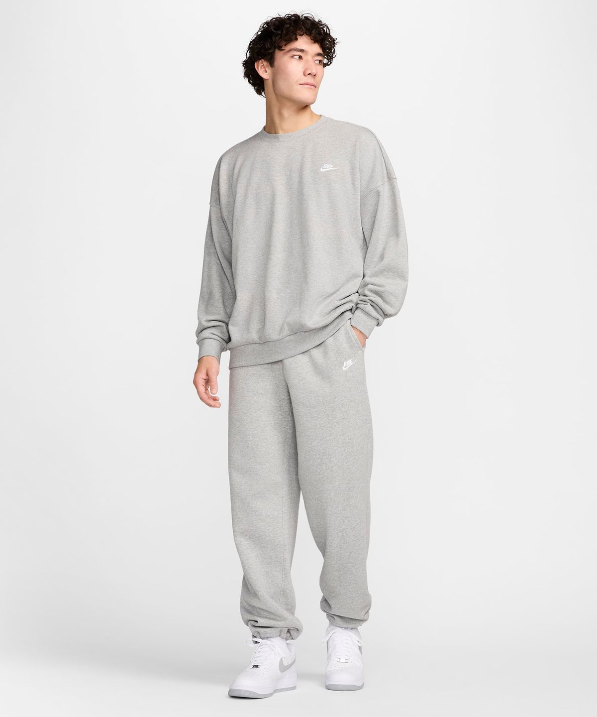 나이키(NIKE) 클럽 플리스 오버사이즈 프렌치 테리 크루 M - 다크 그레이 헤더:라이트 스모크 그레이:화이트 / HJ1820-063