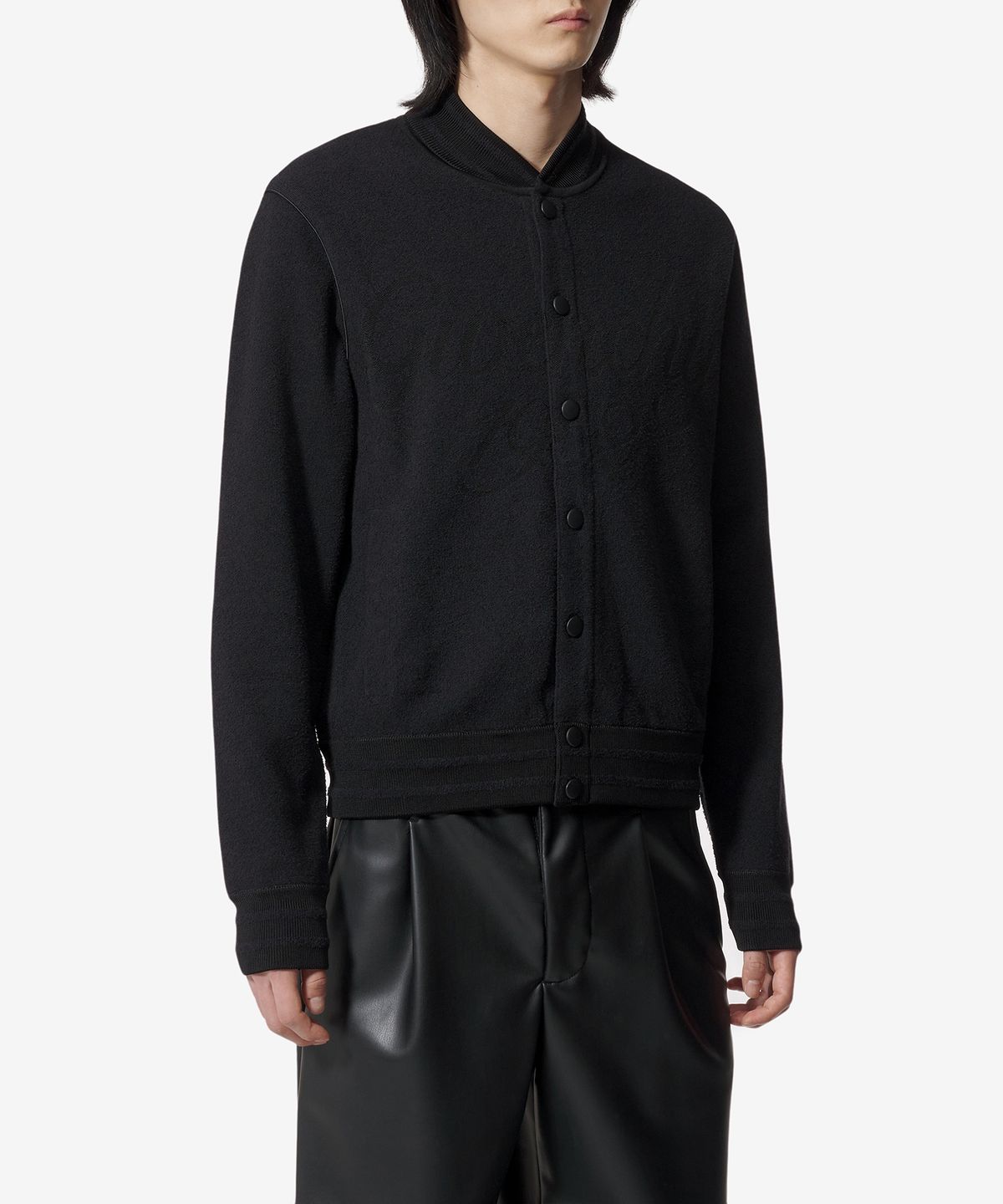 지방시(GIVENCHY) GIVENCHY 1952 니트 바시티 재킷 - 블랙 / BM017P4YJ9001