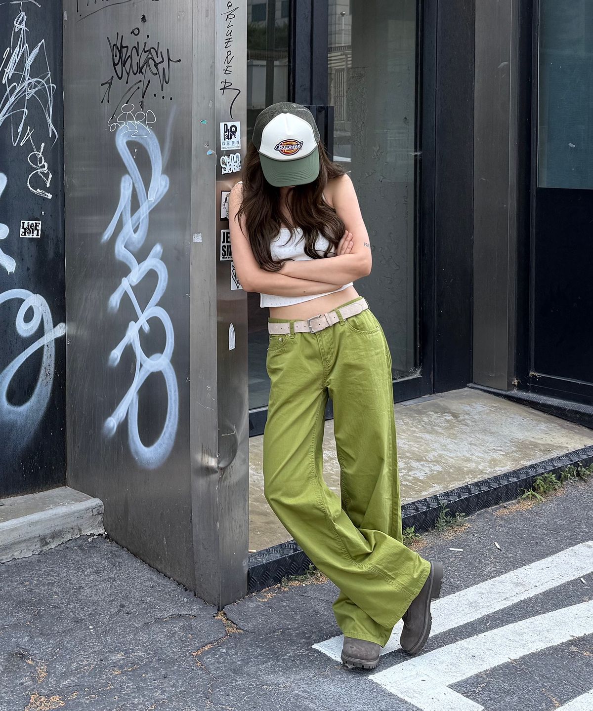 디키즈(DICKIES) 트리 로고 트러커 메쉬 캡 Olive