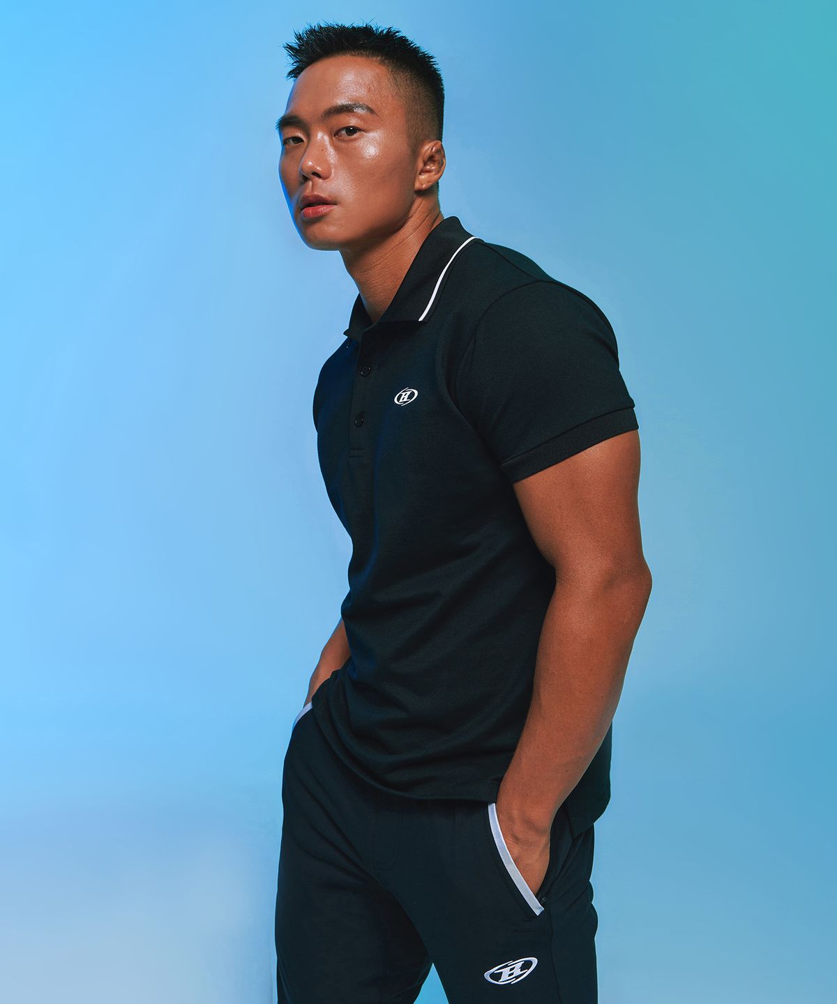 본투윈(BORN TO WIN) MUSCLE FIT COLLAR T-SHIRTS [BLACK]