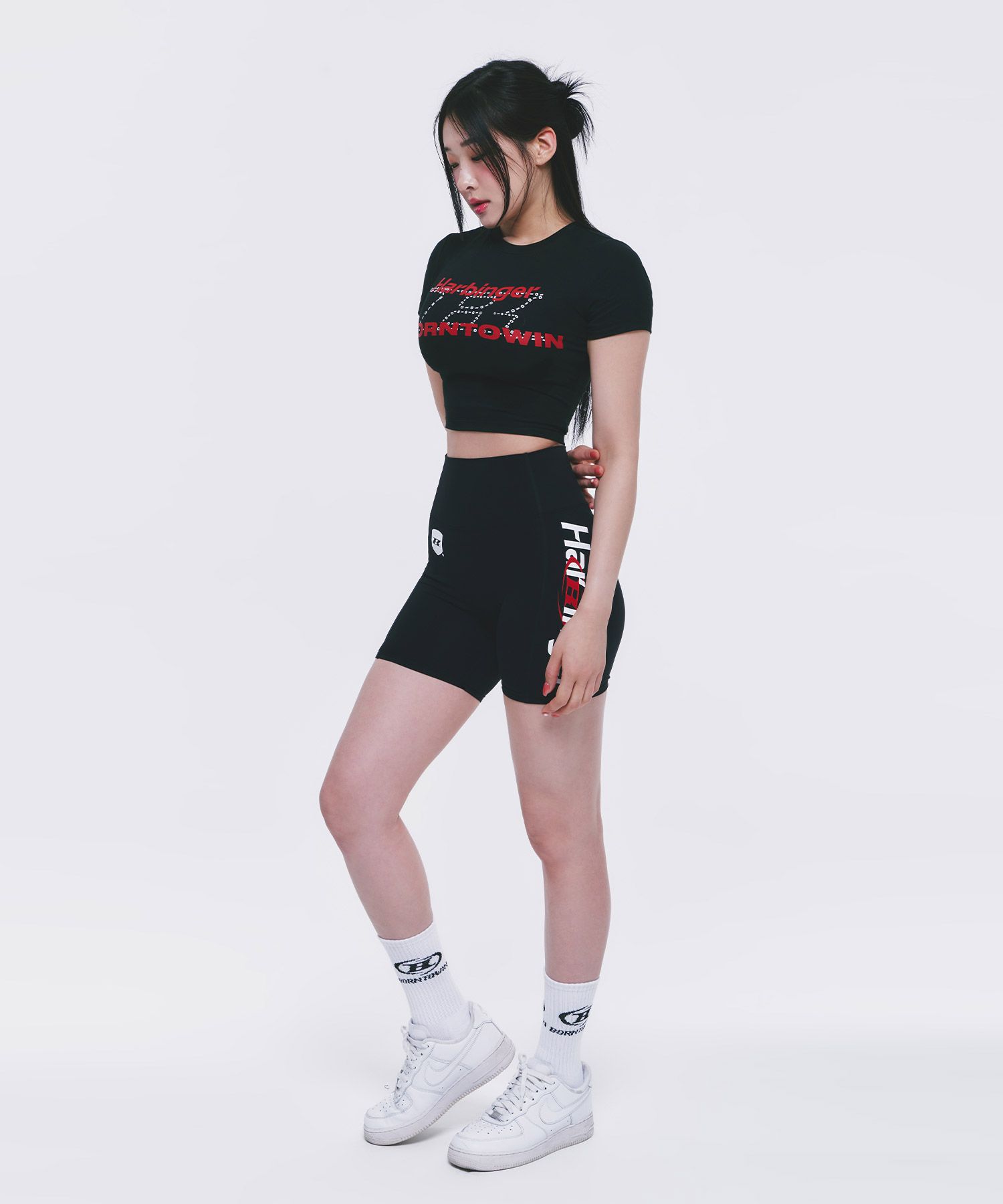MUSINSA | BORN TO WIN B x H CROP T-SHIRTS [BLACK]
