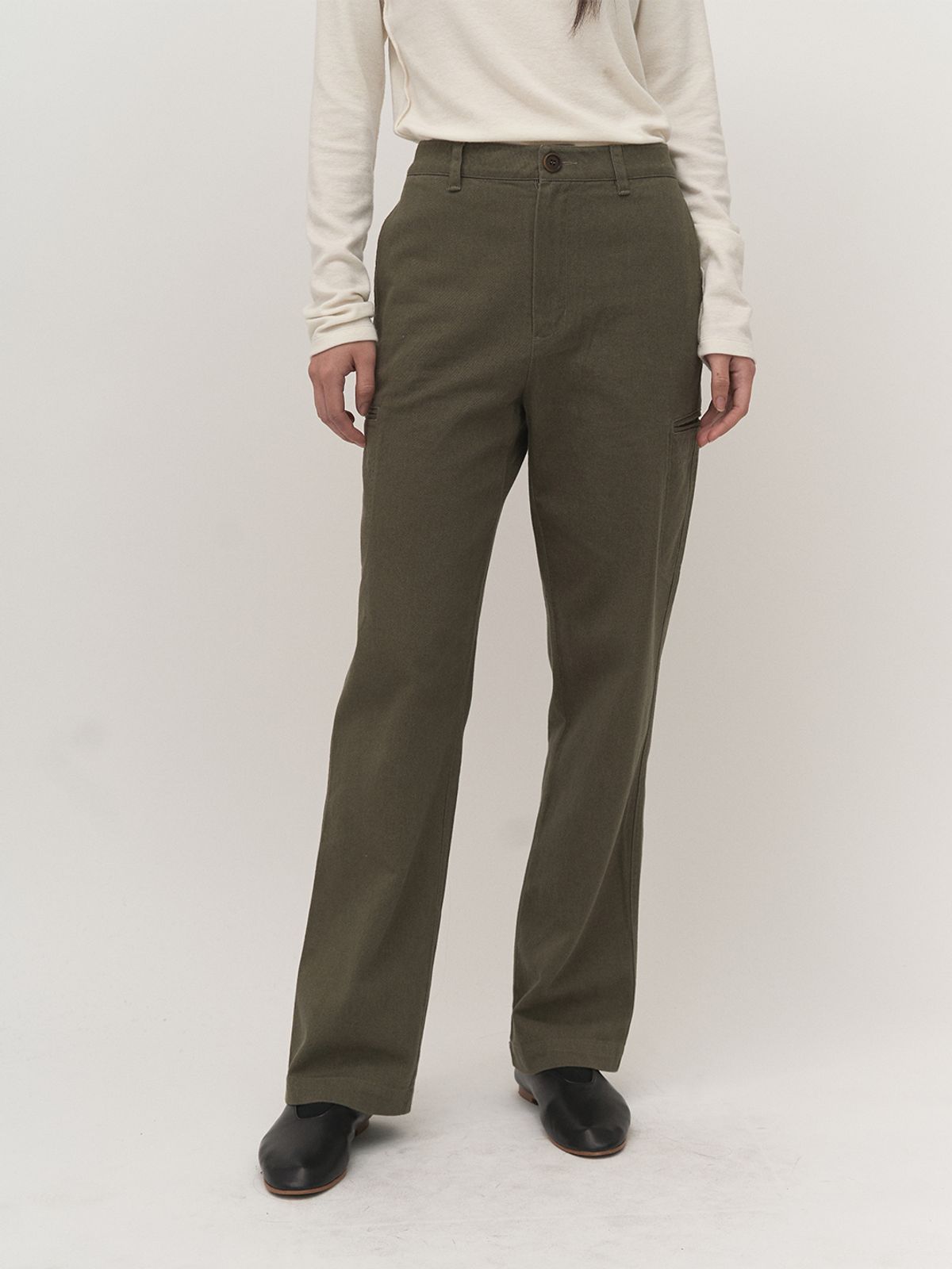 러프사이드 화이트라벨(ROUGH SIDE WHITE LABEL) Side Pocket Pants Dusty Olive