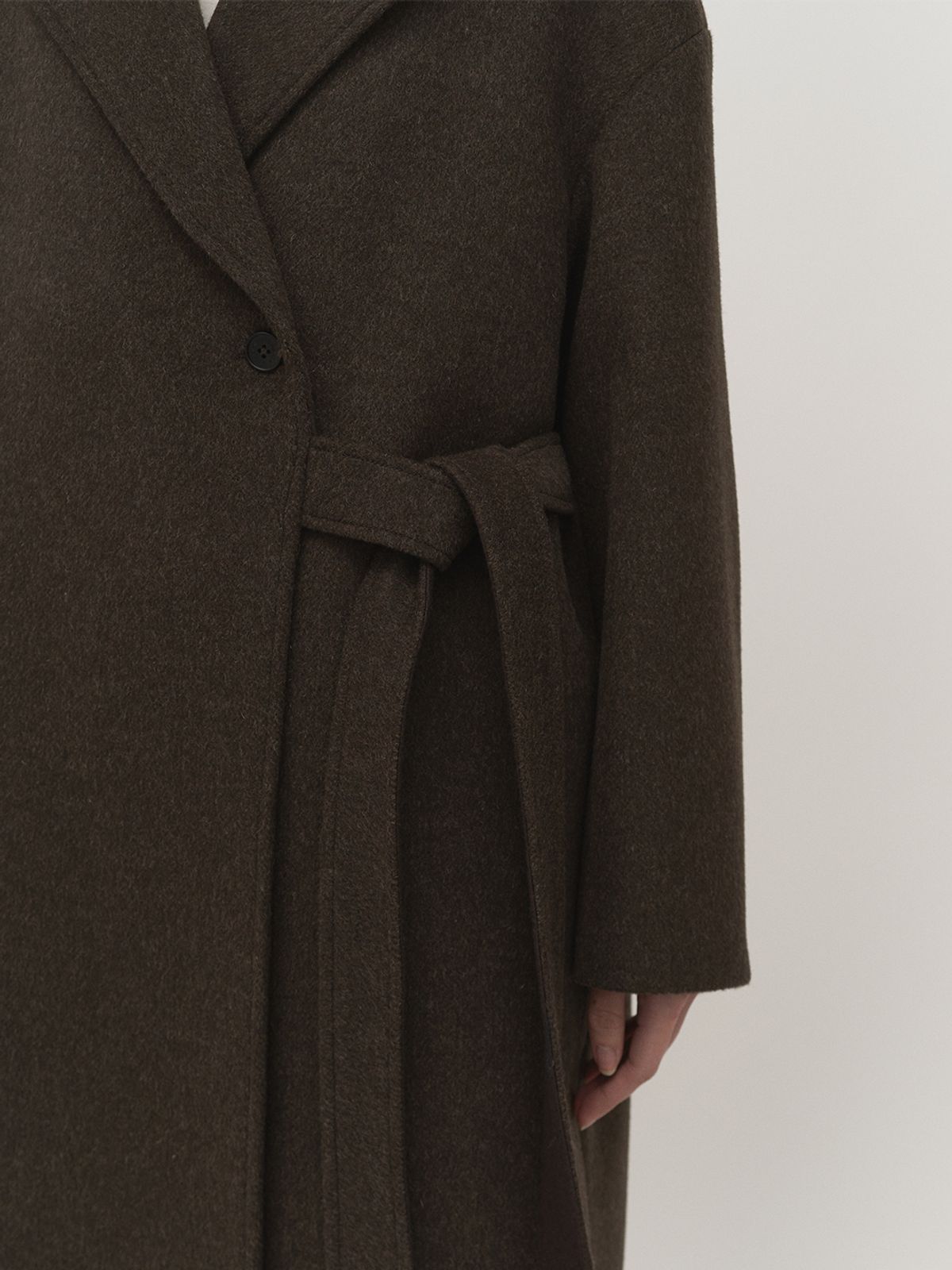 러프사이드 화이트라벨(ROUGH SIDE WHITE LABEL) Side Belted Coat Brown