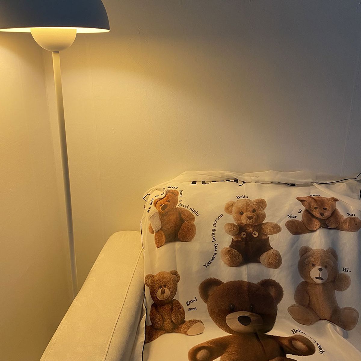 인메이블(INMABLE) 기억의 풍경, 쉬폰 패브릭 포스터 teddy bear