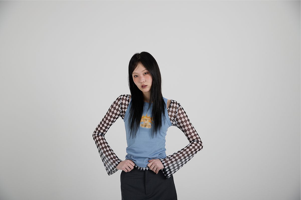 코튼리버스클럽(COTTONREBIRTHCLUB) 아가일 매쉬 긴팔티셔츠 (네이비)