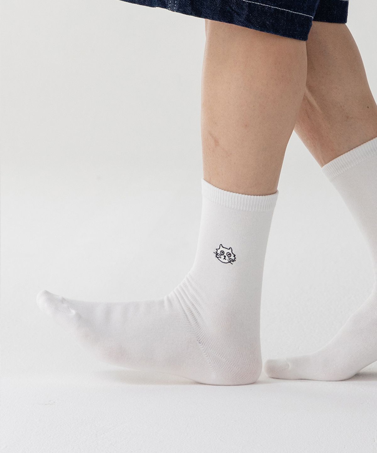스튜디오 싹스탑(STUDIO SOCKSTOP) 타비 캣 데일리 패션 크루삭스 BLACK/WHITE