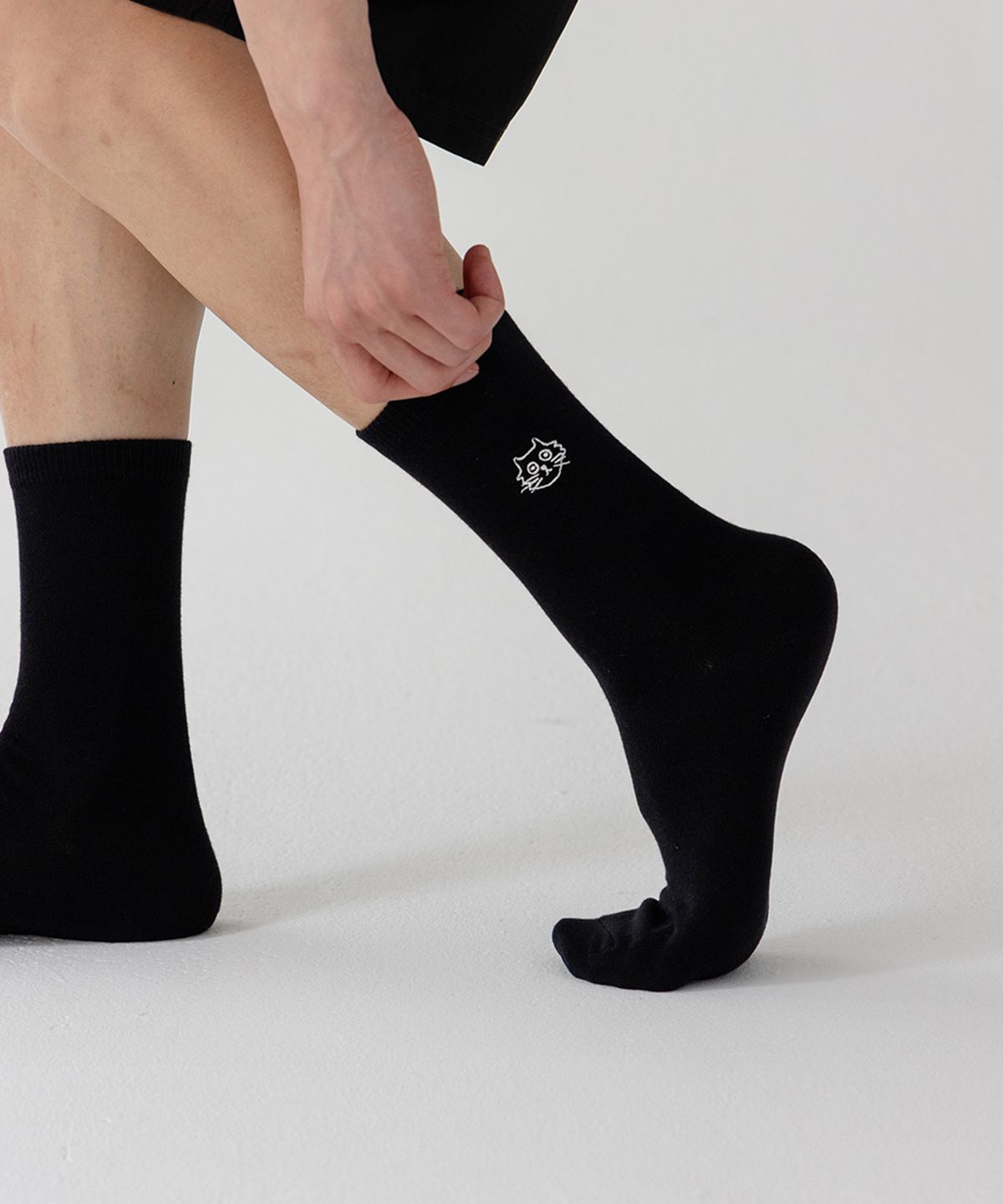 스튜디오 싹스탑(STUDIO SOCKSTOP) 타비 캣 데일리 패션 크루삭스 BLACK/WHITE