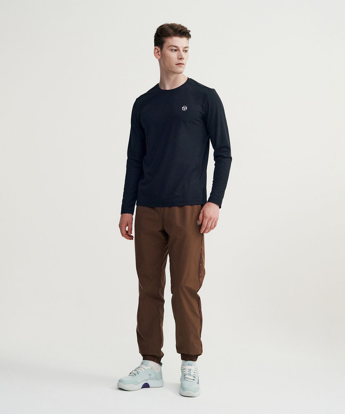 세르지오 타키니(SERGIO TACCHINI) M 에센셜 긴팔티셔츠 (Black)