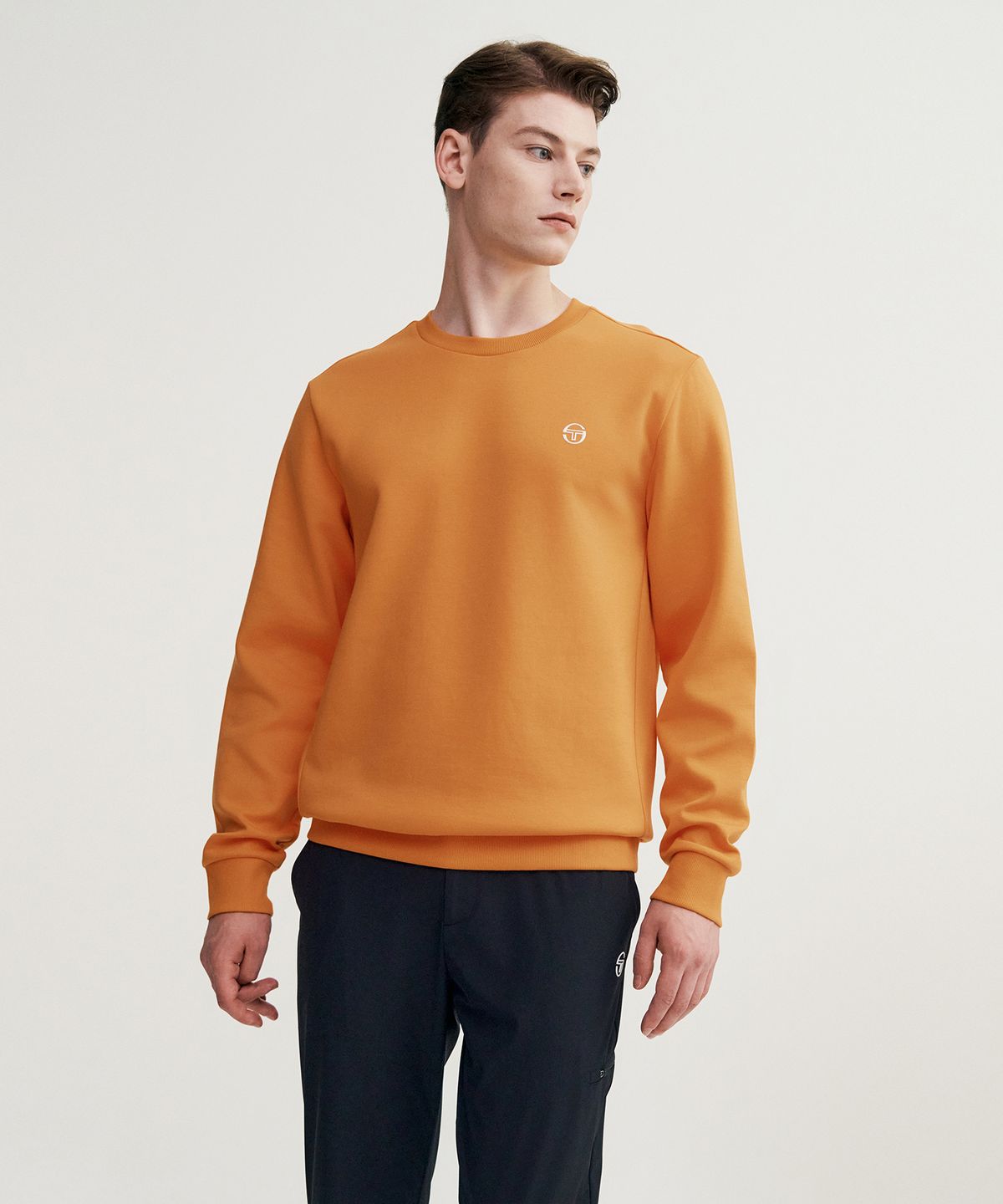 세르지오 타키니(SERGIO TACCHINI) U 고트 쿠쉬라이트 맨투맨 (Orange)