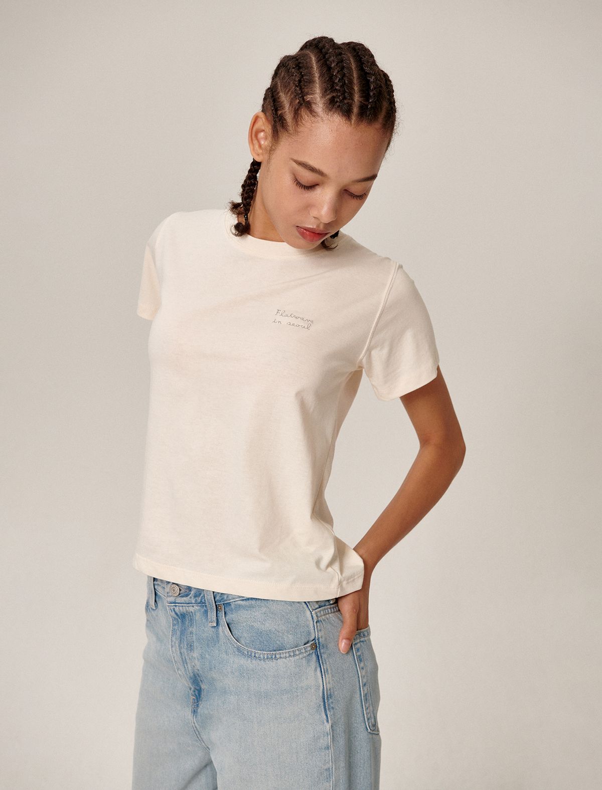 플랫웨이브 인 서울(FLATWAVE IN SEOUL) Fika Classic Logo T-Shirt Beige