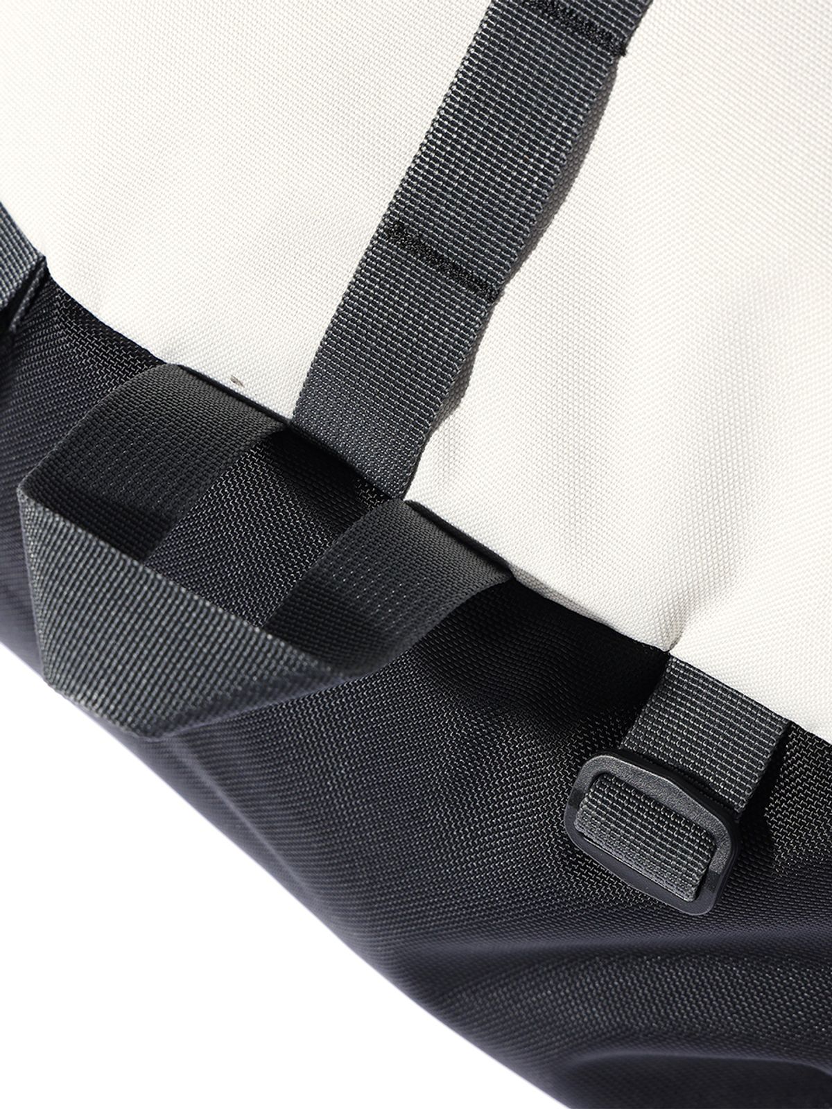 매든(MADDEN) Flat Iron Backpack R Ivory