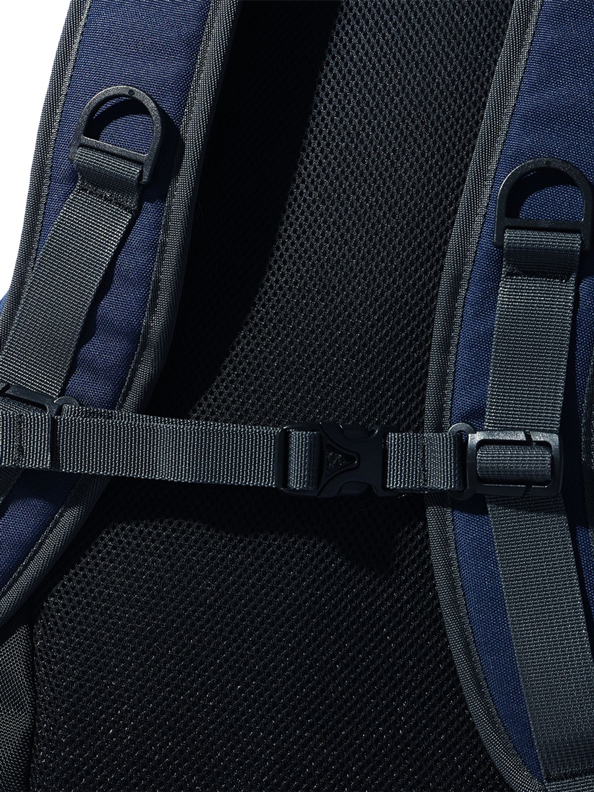 매든(MADDEN) Flat Iron Backpack R Navy
