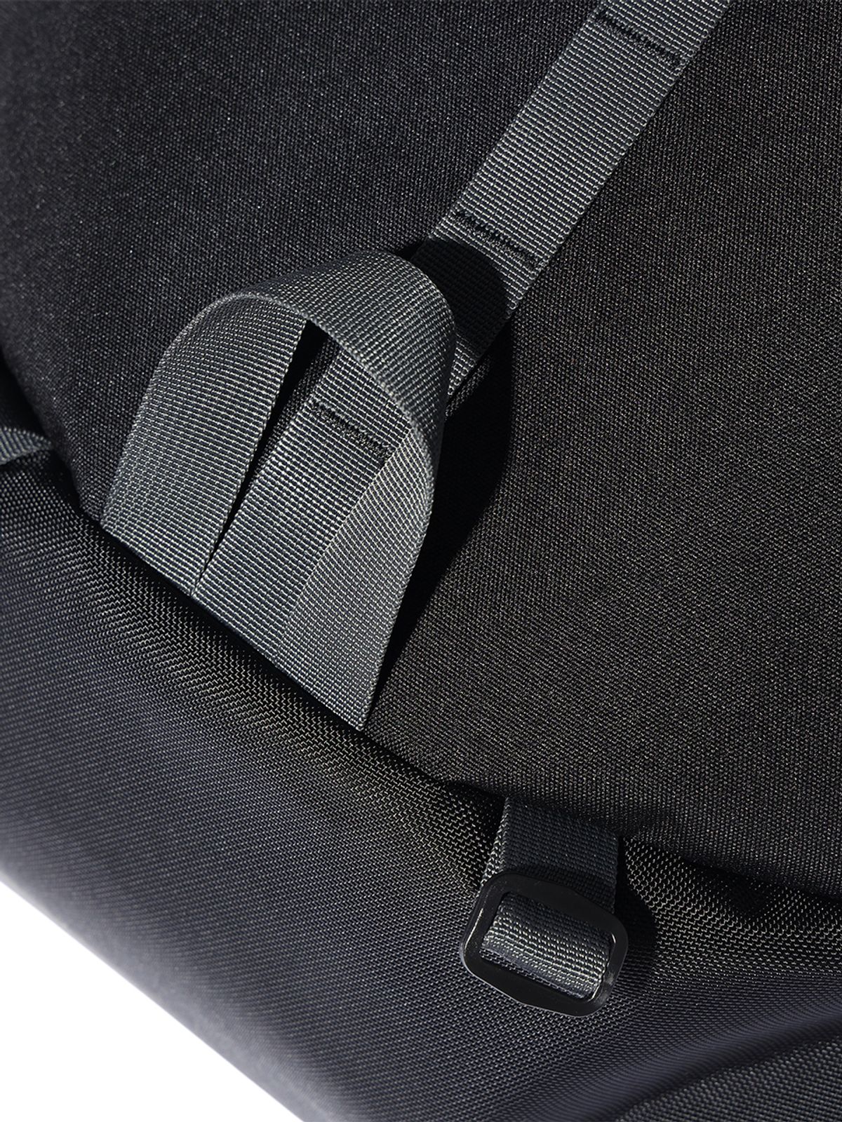 매든(MADDEN) Flat Iron Backpack R Black