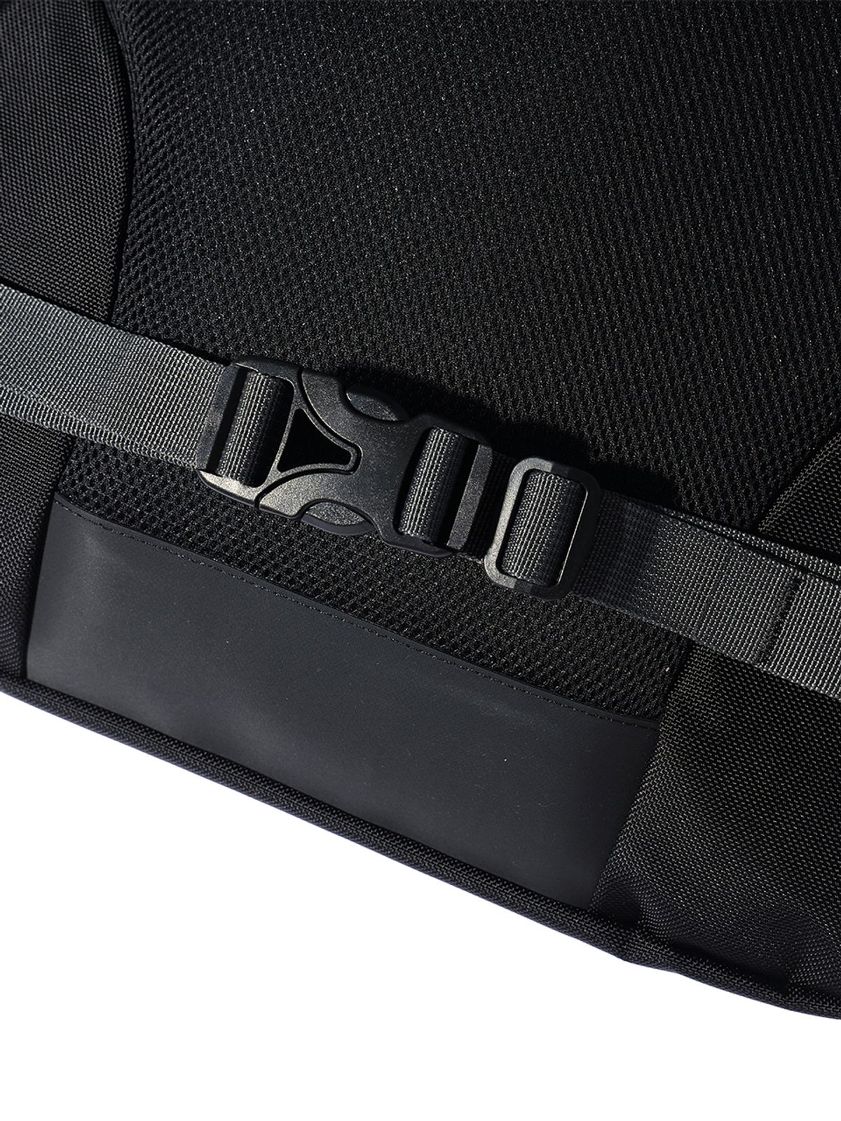 매든(MADDEN) Flat Iron Backpack R Black