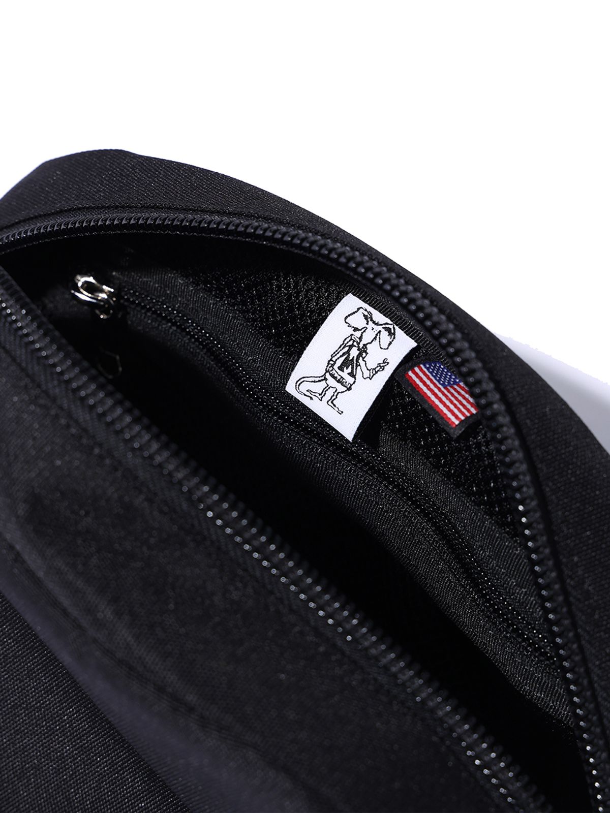 매든(MADDEN) Altona Shoulder Bag R Black