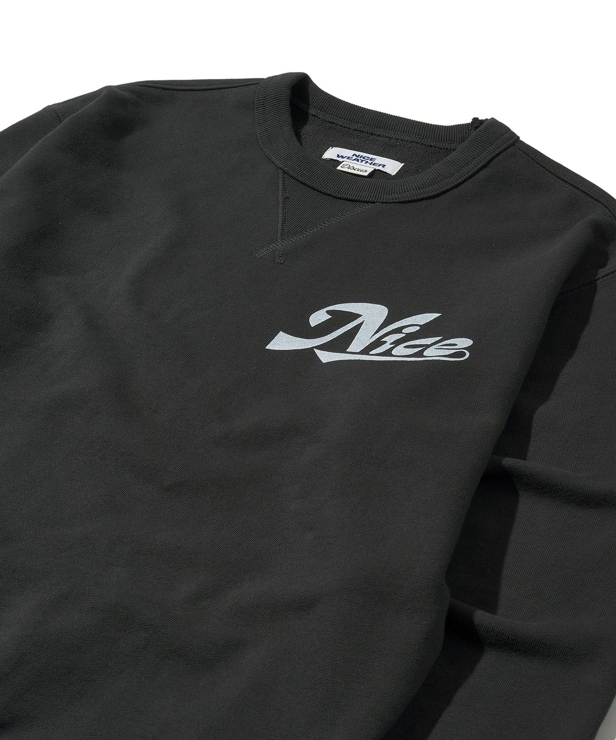 디스커스 애슬레틱(DISCUS ATHLETIC) 나이스웨더 컬래버 Nice Series Sweatshirt Washed Black