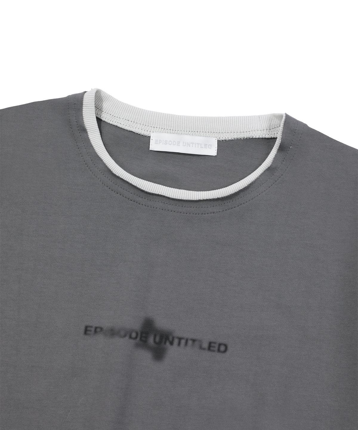에피소드 언타이틀(EPISODE UNTITLED) MATCH COLORS LOGO PRINT T-SHIRT_DARK GREY