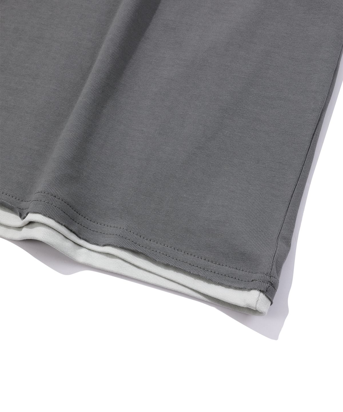 에피소드 언타이틀(EPISODE UNTITLED) MATCH COLORS LOGO PRINT T-SHIRT_DARK GREY