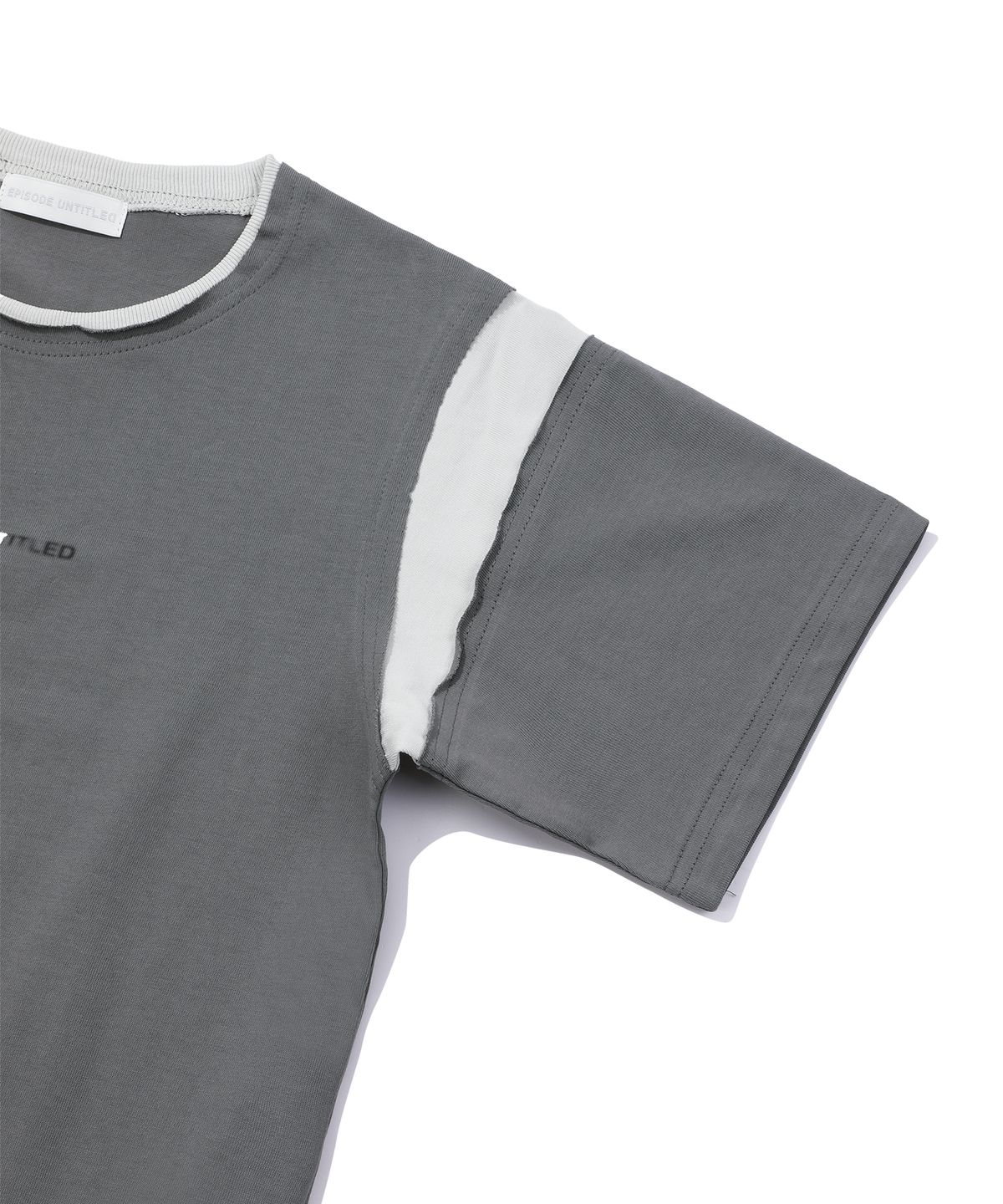 에피소드 언타이틀(EPISODE UNTITLED) CROP MATCH COLORS LOGO PRINT T-SHIRT_DARK GREY