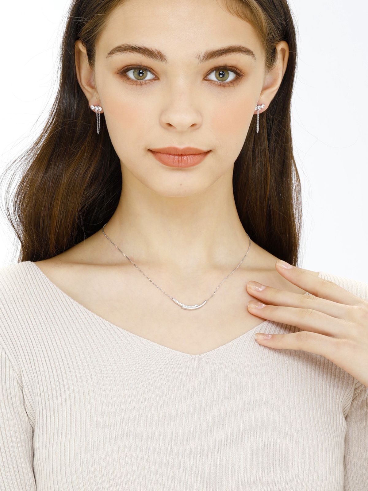 가이거주얼리(GEIGERJEWELRY) 화이트 라인 목걸이 GISVNN009