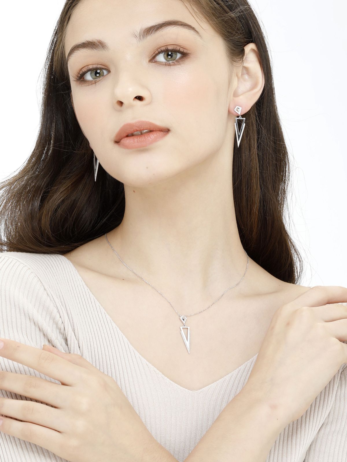 가이거주얼리(GEIGERJEWELRY) 포인트 드롭 실버 목걸이 GISVNN002